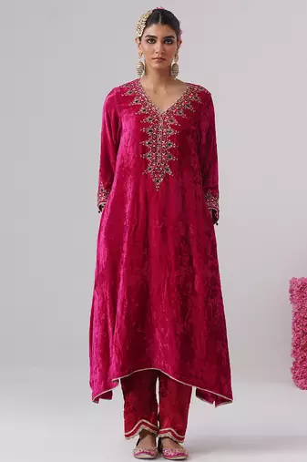 Pink embroidered velvet kurta set