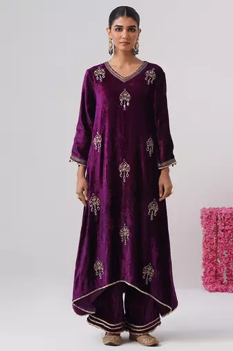 Purple embroidered velvet kurta set