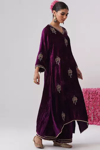 Purple embroidered velvet kurta set