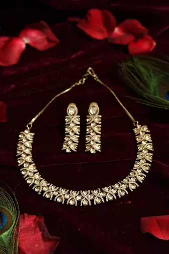 Classic polki link necklace