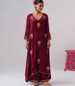 Pink embroidered velvet kurta set
