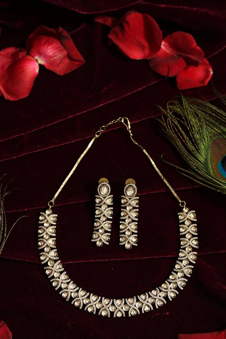 Classic polki link necklace