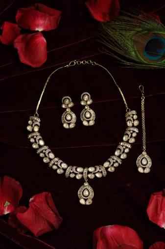 Baguette & polki pendant set