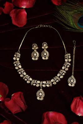 Baguette & polki pendant set 5
