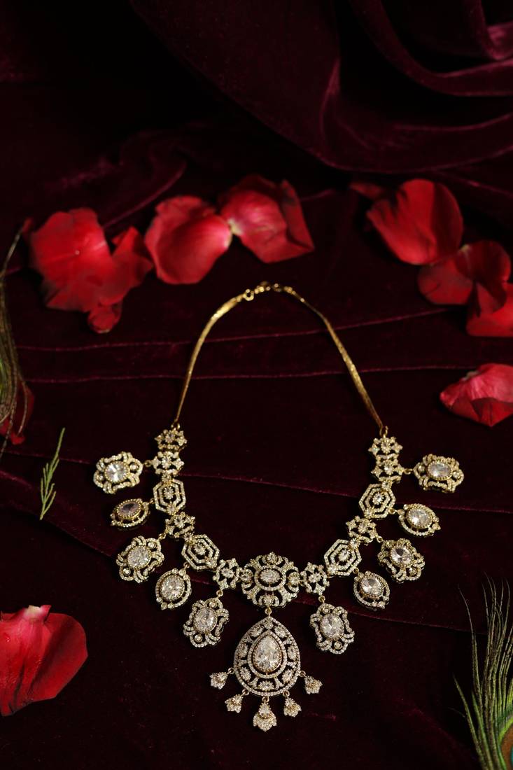 Grand victorian pendant set