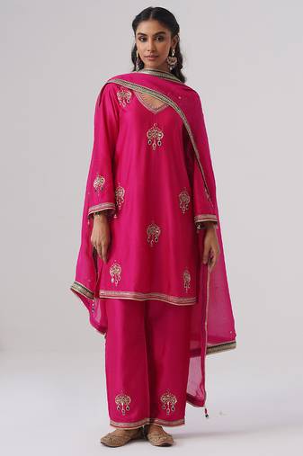 Pink embroidered chanderi silk kurta set