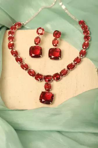 Ruby red cushion-cut statement set