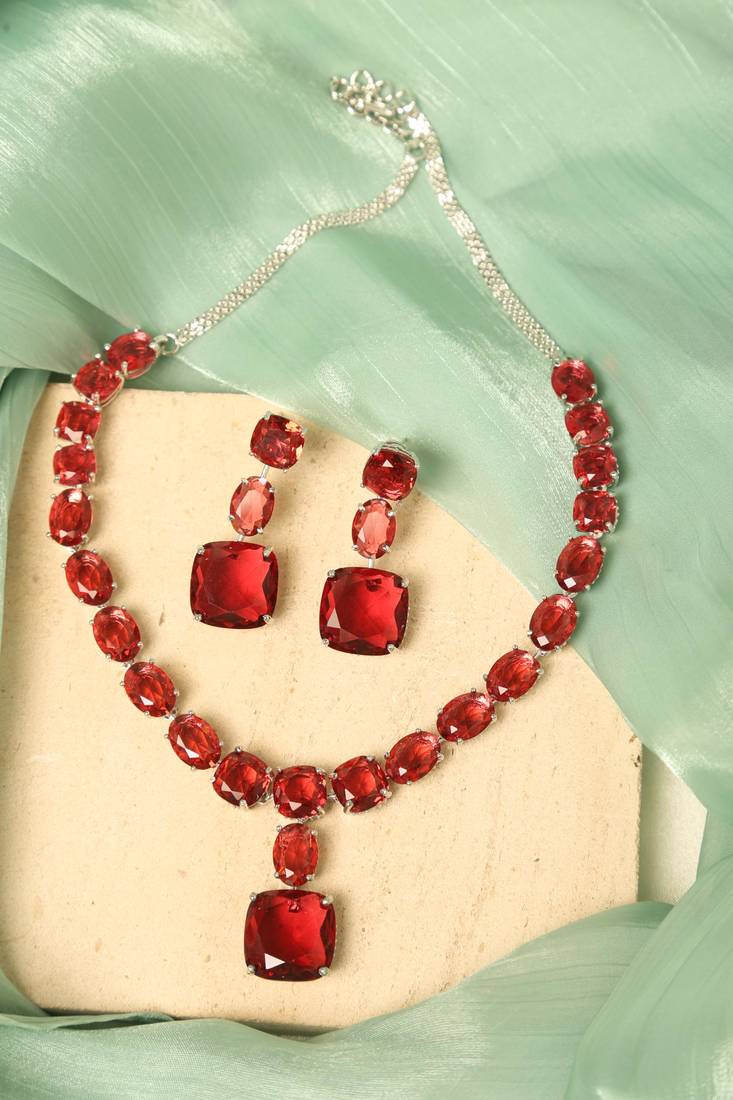 Ruby red cushion-cut statement set