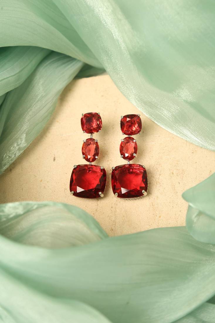 Ruby red cushion-cut statement set