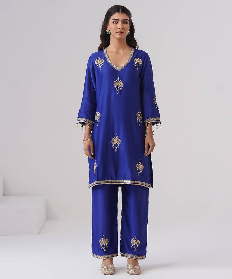 Blue embroidered chanderi silk kurta set