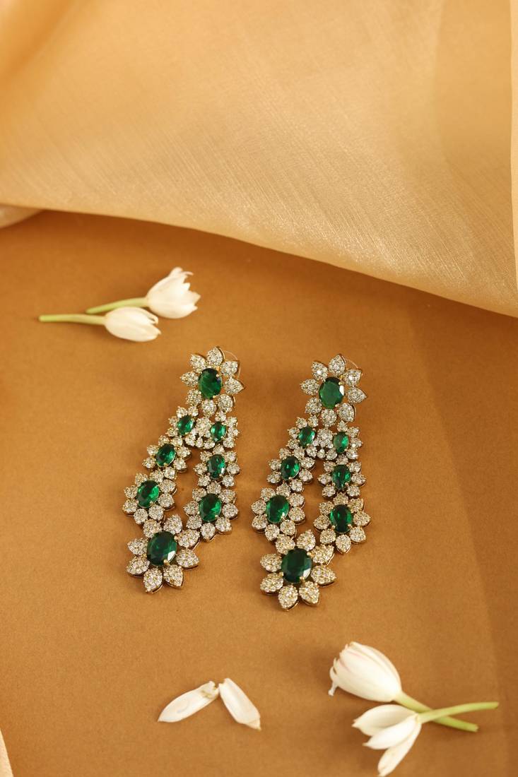 Emerald green floral multi-strand necklace