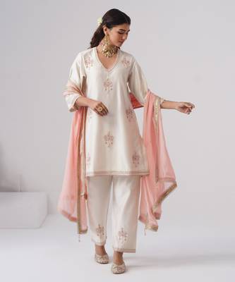 White embroidered chanderi silk kurta set 2