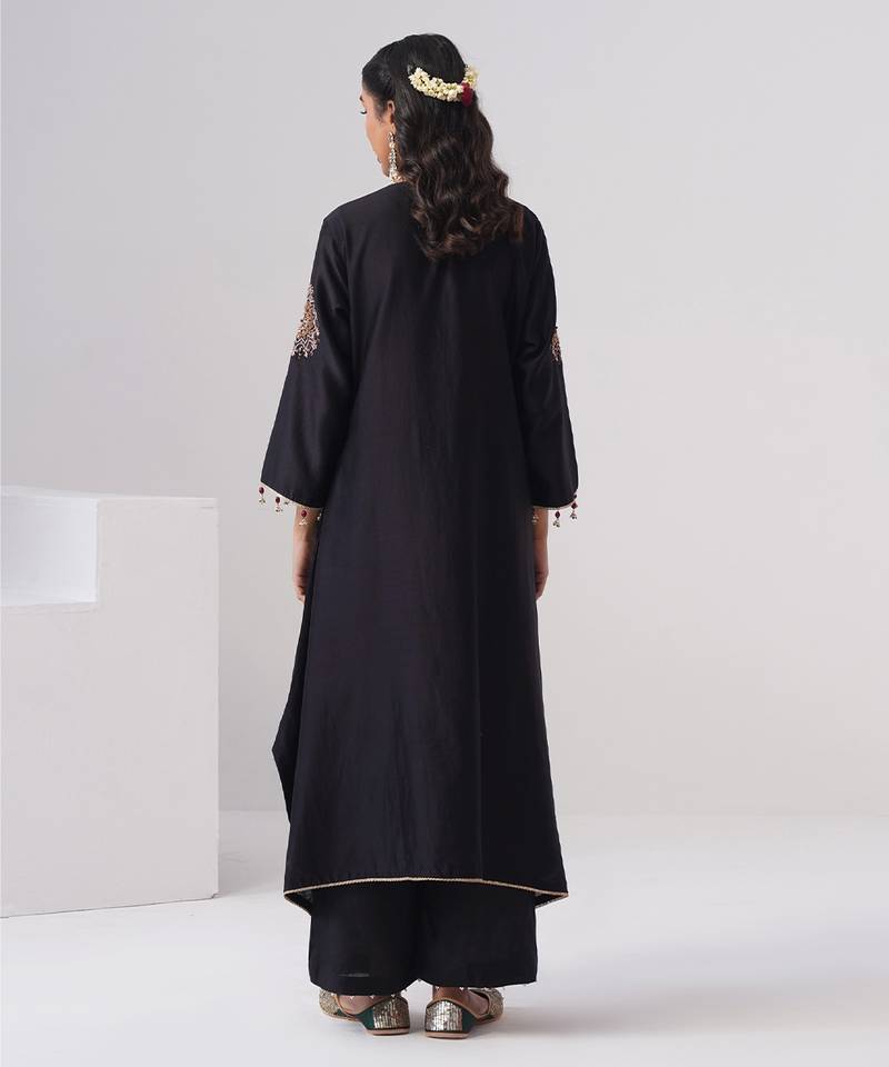 Black embroidered chanderi silk kurta set