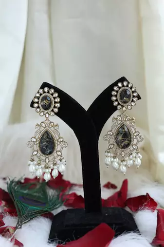 Black stone victorian drops