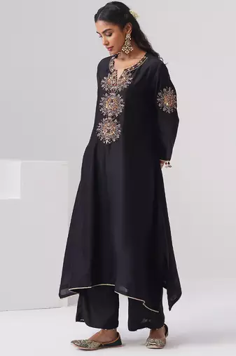 Black embroidered chanderi silk kurta set