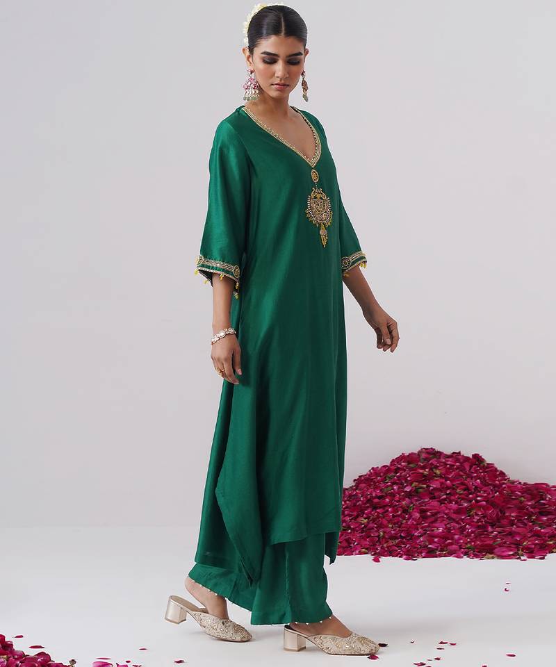 Green embroidered chanderi silk kurta set