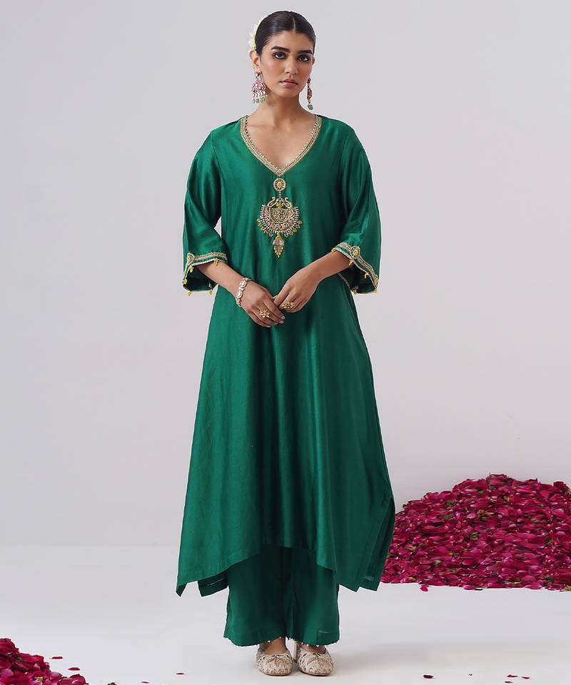 Green embroidered chanderi silk kurta set