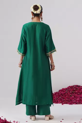 Green embroidered chanderi silk kurta set