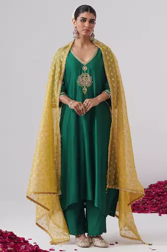 Green embroidered chanderi silk kurta set