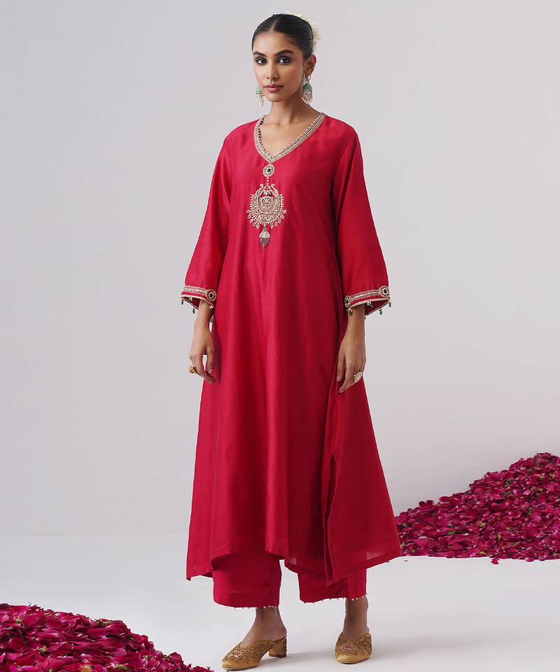 Red embroidered chanderi silk kurta set