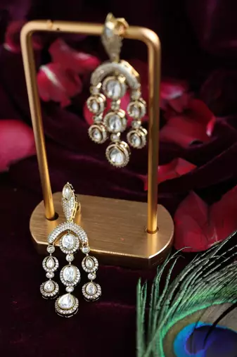 Long tiered crystal danglers