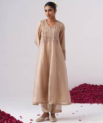 Beige embroidered silk kurta set 5