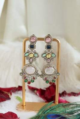 Pastel geometric tiered earrings 2