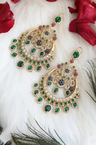 Long emerald chandbalis