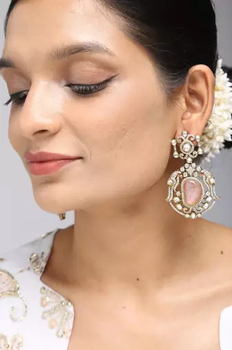 Peach stone drop earrings