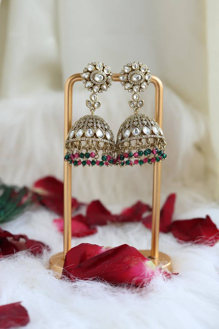Kundan jhumkas
