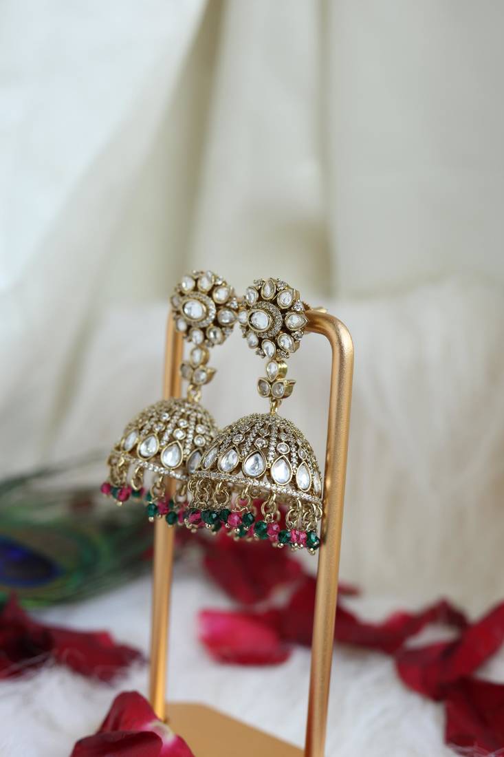 Kundan jhumkas