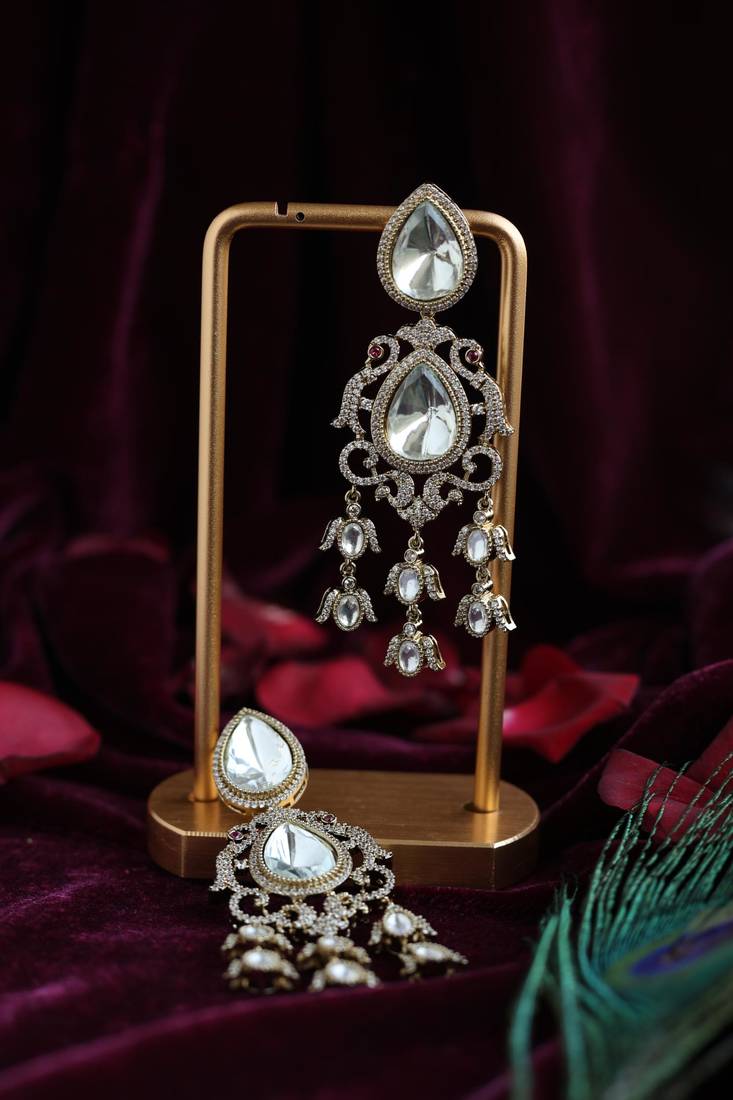 Crystal tassel chandeliers