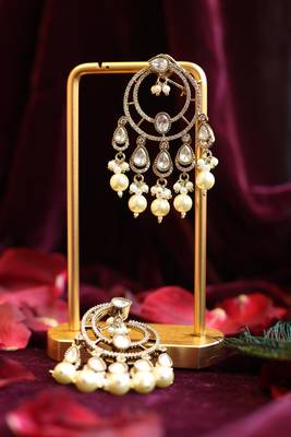 Pearl-fringed earrings 2