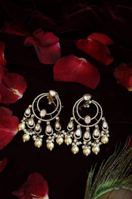 Pearl-fringed earrings 4