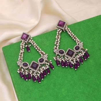 Purple color kundan earrings 2