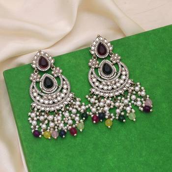 Maroon & green color kundan earrings 2
