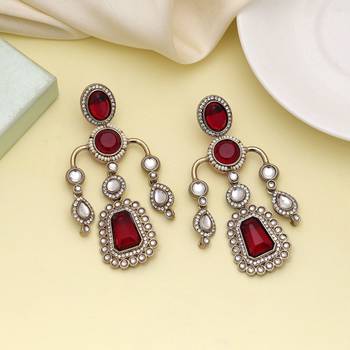 Maroon color kundan earrings 1