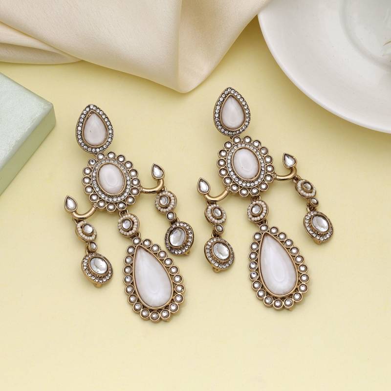 White color kundan earrings