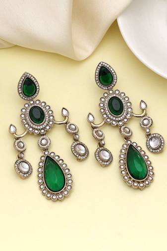 Green color kundan earrings