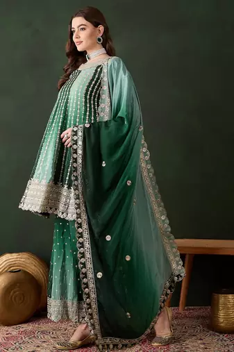 Saahmriga embroidered green chinon round neck regular sleeve kurta palazzo sets