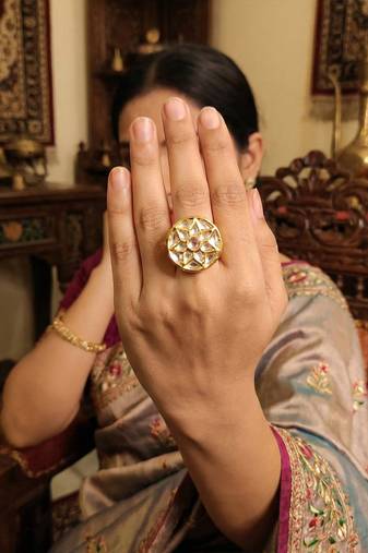 Kundan design high gold polish round shape finger ring for women and girls