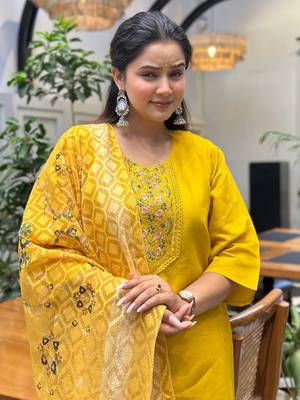Yellow women kurta pant dupatta set 3