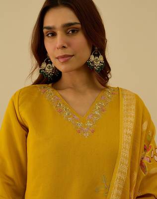 Yellow women kurta pant dupatta set 3