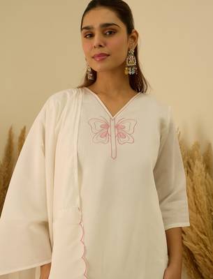 White women kurta pant dupatta set 3