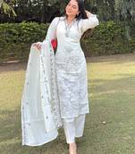 White women kurta pant dupatta set