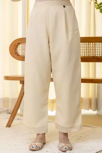 Cream women kurta pant dupatta set
