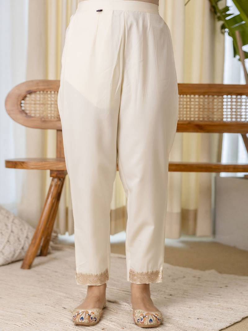 White women kurta pant dupatta set