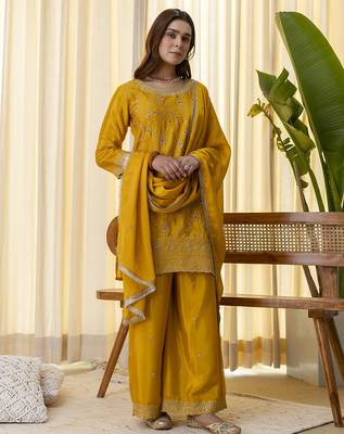 Mustard women kurta palazzo dupatta set 2