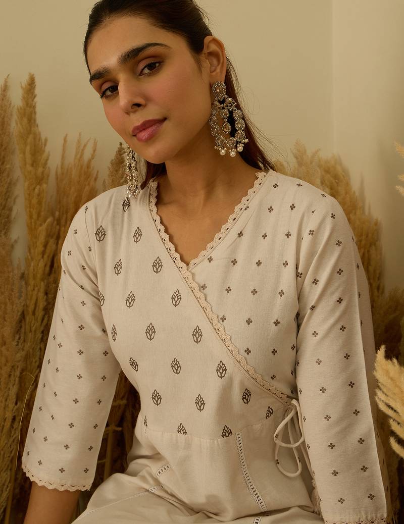 Off white women kurta pant set