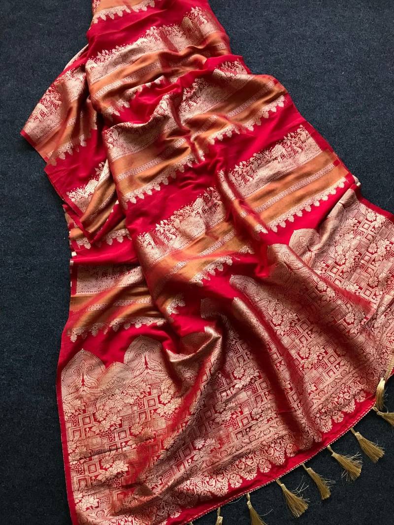 Red Color Jari Jaqurad Weaving Work Tisu Silk Blend Saree 